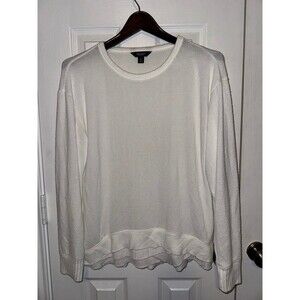 Medium White Layered Sweater Simply Vera Wang